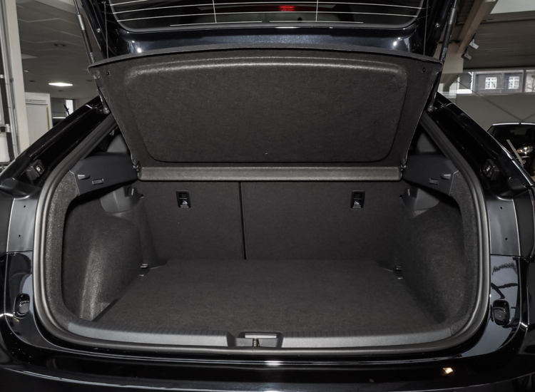 Taigo MOVE 1,5 l TSI 7 Gang-DSG !! 110 kW (150 PS) Navi