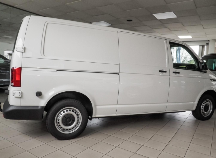 T6.1 Kasten lang 'EcoProfi' Motor: 2,0 l TDI 81 kW , langer Radstand mit Heckflügeltüren Navi