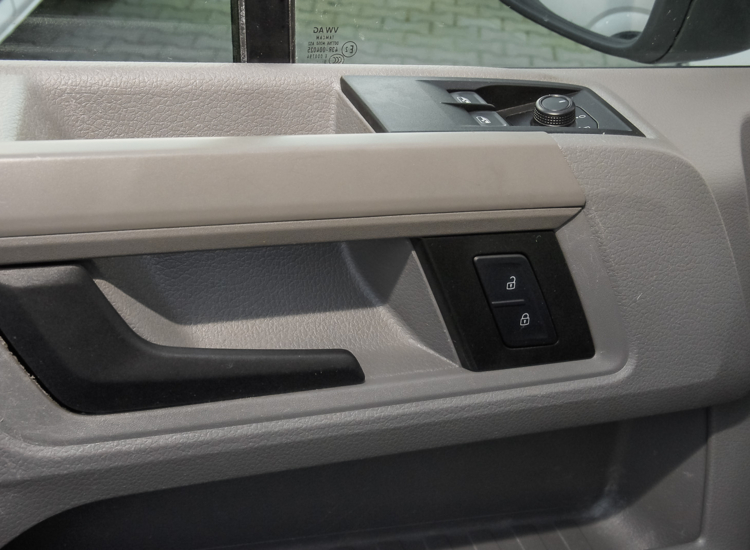 Crafter 50 'Kofferaufbau GPS' 2.0 TDI, lang,Schwingsitz, Navi uvm