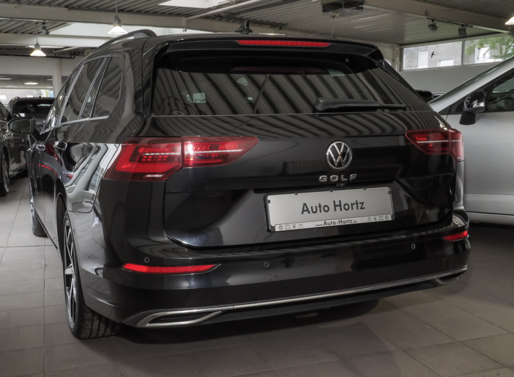 Golf VIII Variant Style 2.0 TDI DSG, Matrix, Head up, Discover pro uvm Navi