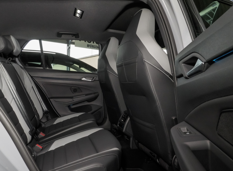 Golf VIII GTD 2.0 TDI DSG! Leder,AHK, Pano, Navi, GTD