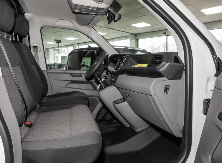T6.1 Kasten lang 'EcoProfi' Motor: 2,0 l TDI 81 kW , langer Radstand mit Heckflügeltüren Navi