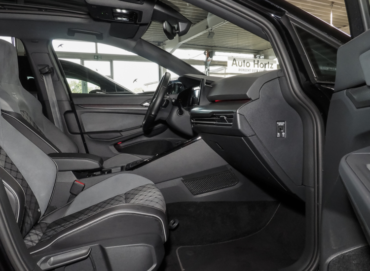Golf VIII Variant R-Line 2.0 TSI DSG!,Navi Pro, Komfortpaket uvm