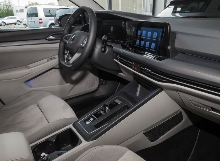 Golf VIII Variant Style 2.0 TDI DSG, Matrix, Head up, Discover pro uvm Navi
