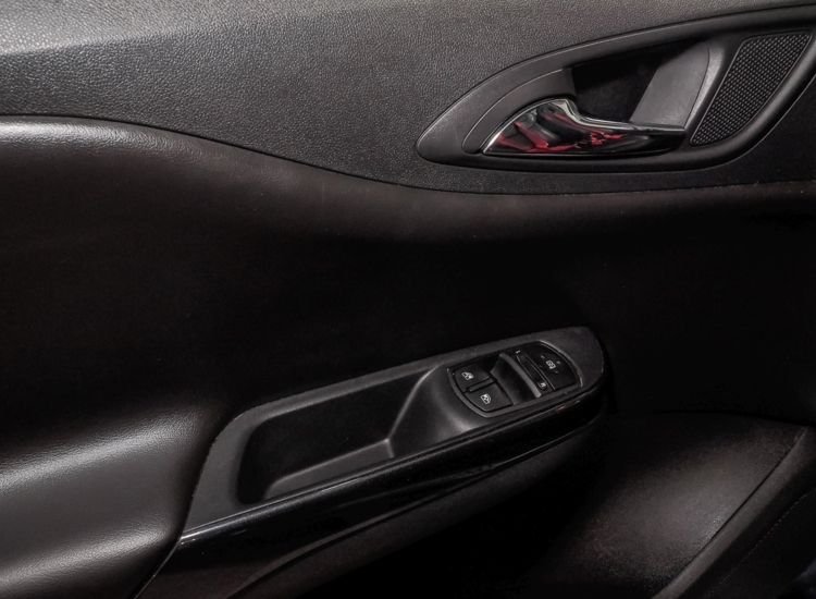 Corsa E OPC 1.6 Turbo, Leder, Sportfahrwerk usw Xenon