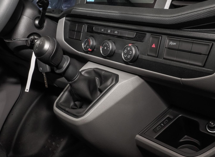 T6.1 Kasten lang 'EcoProfi' Motor: 2,0 l TDI 81 kW , langer Radstand mit Heckflügeltüren Navi