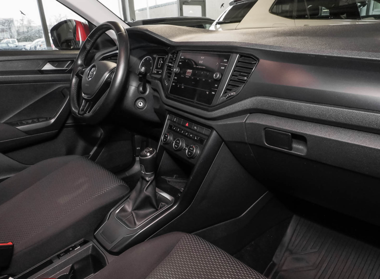 T-Roc 1.6 TDI , AHK, Alufelgen, Climatronic uvm Basis