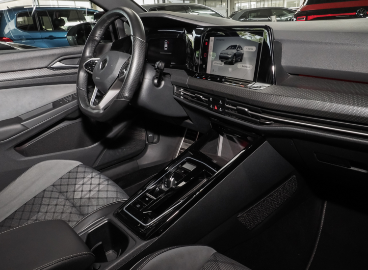 Golf VIII Variant R-Line 2.0 TSI DSG!,Navi Pro, Komfortpaket uvm