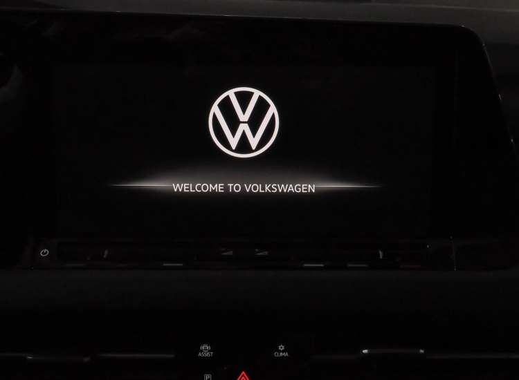 Golf VIII Variant Style 2.0 TDI DSG, Matrix, Head up, Discover pro uvm Navi
