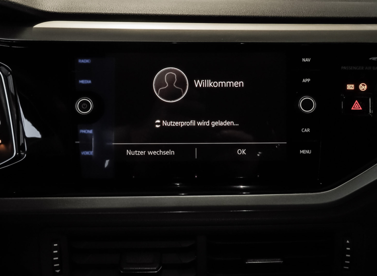Taigo MOVE 1,5 l TSI 7 Gang-DSG !! 110 kW (150 PS) Navi