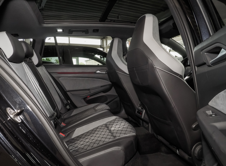 Golf VIII Variant R-Line 2.0 TSI DSG!,Navi Pro, Komfortpaket uvm