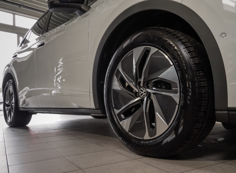 ID.5 Pro GOAL 210 kW (286 PS) 77 kWh 1-Gang-Automatik