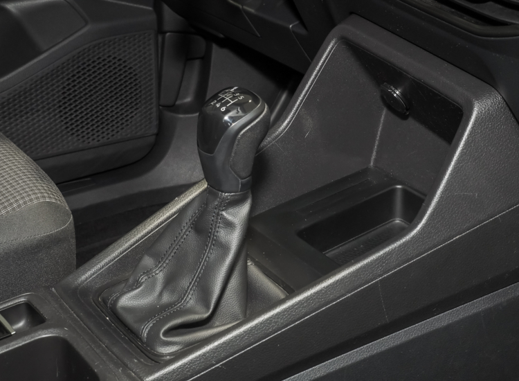 Caddy 2.0 TDI, 75 KW, 2 Schiebetüren, Klima uvm
