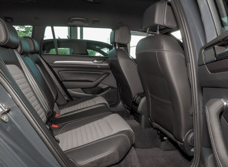 Passat Variant Comfortline 1.4 TSI DSG!! R-Line! Navi, Businesspaket uvm!