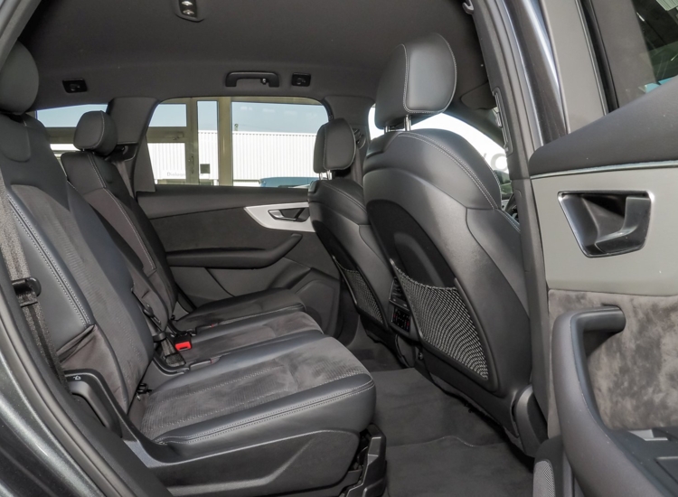 Q7 50 S-Line, 3.0 TDI quattro, Tip-Tronic, incl. 255er Winterräder, Navi Plus, AHK uvm