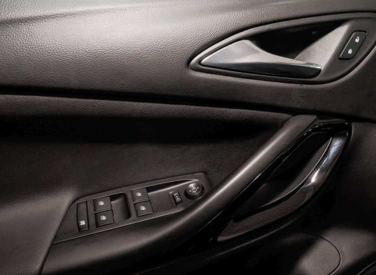 Astra K Business Elegance, 1.5 D, Navi, Alu uvm