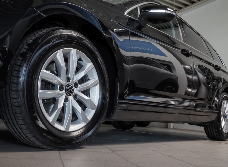 Passat Variant Business 2.0 TDI DSG!! Standheizung, Navi uvm Business