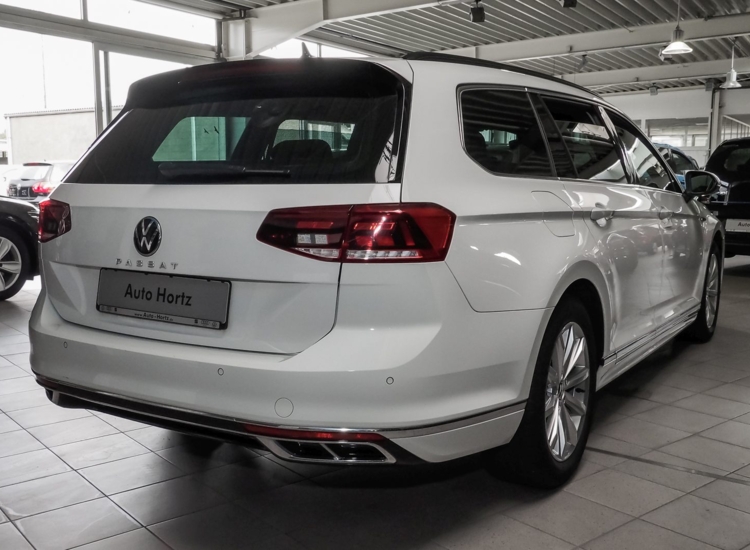 Passat Variant Business 2.0 TDI DSG! R-Line Exterieur, Standheizung, Navi Pro, Businesspaket uvm