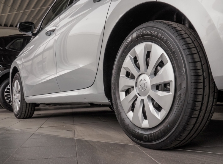 Fabia 1.0 TSI Selection DSG! NEU: OHNE ZULASSUNG
