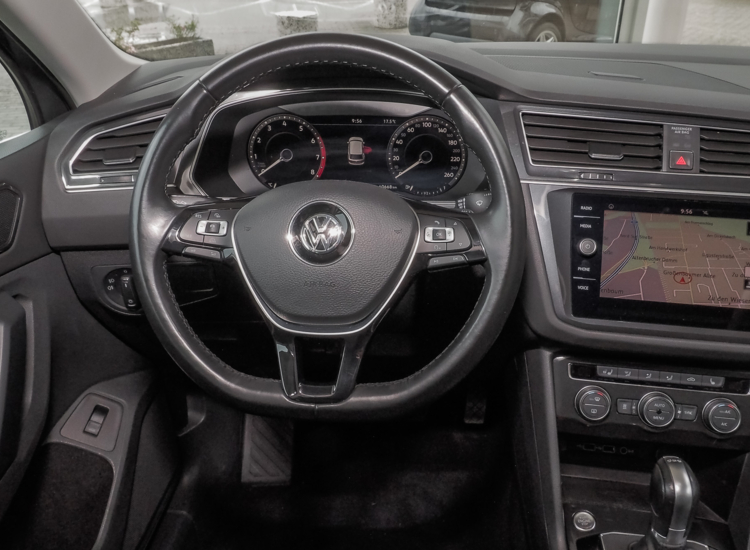Tiguan R-Line 1.4 TSI 4Motion, DSG! Pano, BUsiness, 19 Zoll,Standheizung uvm Navi