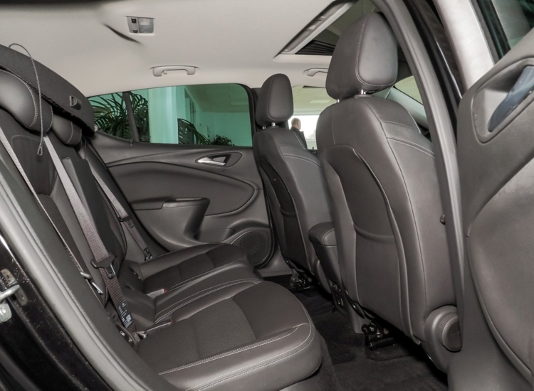 Astra K Business Elegance, 1.5 D, Navi, Alu uvm