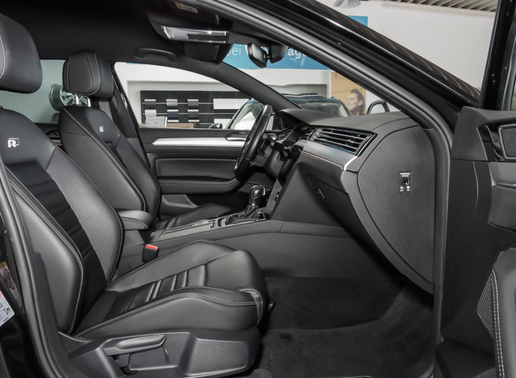 Passat Variant Highline 1.5 TSI DSG! R-Line, AHK, active, Business, Navi Leder