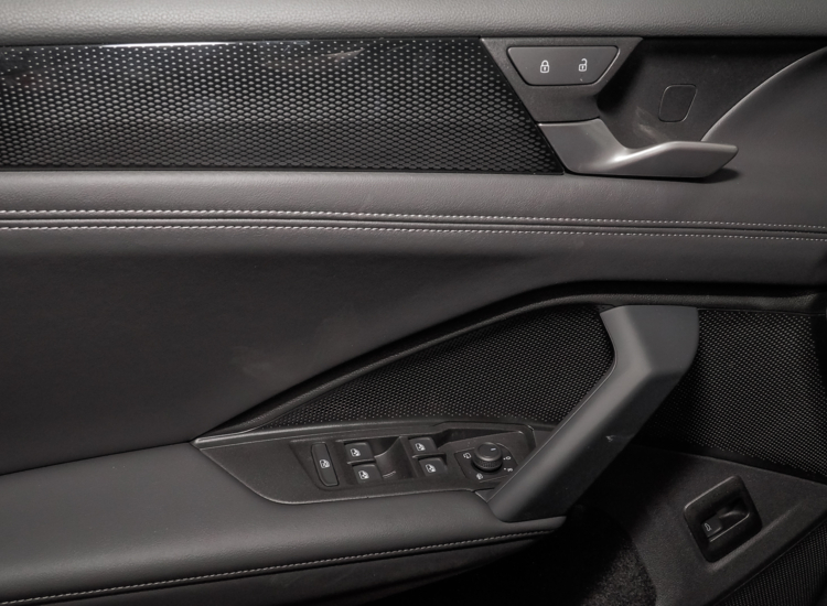 Tiguan Life / Advance 1.5 eTSI, DSG! 110 KW, AHK, LED, Climatronic uvm Navi