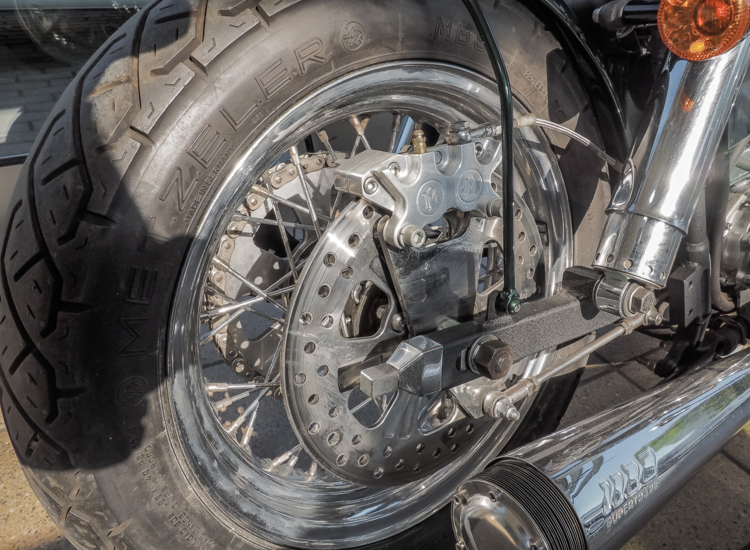 Shovelhead Baujahr 1981 Leder