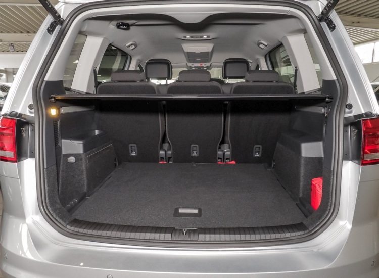 Touran MOVE 1,5 l TSI 110 kW ( 7-Gang- DSG) AHK! uvm Navi