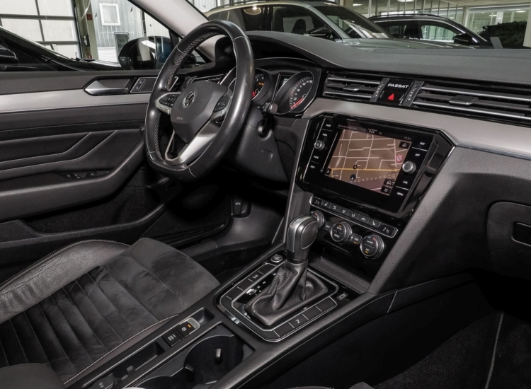 Passat Variant Elegance 2.0 TSI DSG!, Navi, Matrix, Climatronic uvm Elegance