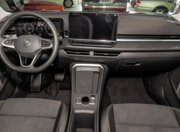 T-Roc Style 1.5 l eTSI OPF 110 kW (150 PS) 7-Gang- DSG