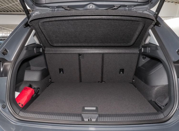 Tiguan Life / Advance 1.5 eTSI, DSG! 110 KW, AHK, LED, Climatronic uvm Navi