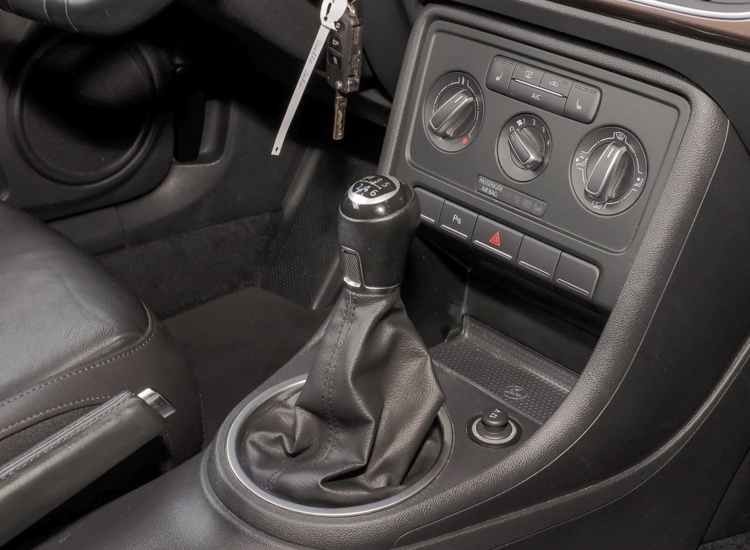 New Beetle Cabriolet Design 1.2 TSI , Leder, Alu uvm