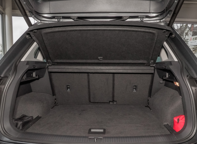 Tiguan R-Line 1.4 TSI 4Motion, DSG! Pano, BUsiness, 19 Zoll,Standheizung uvm Navi
