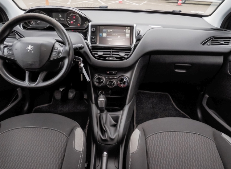 208 1.2 PureTech 82 Active , Klima / Winter und Sommerräder