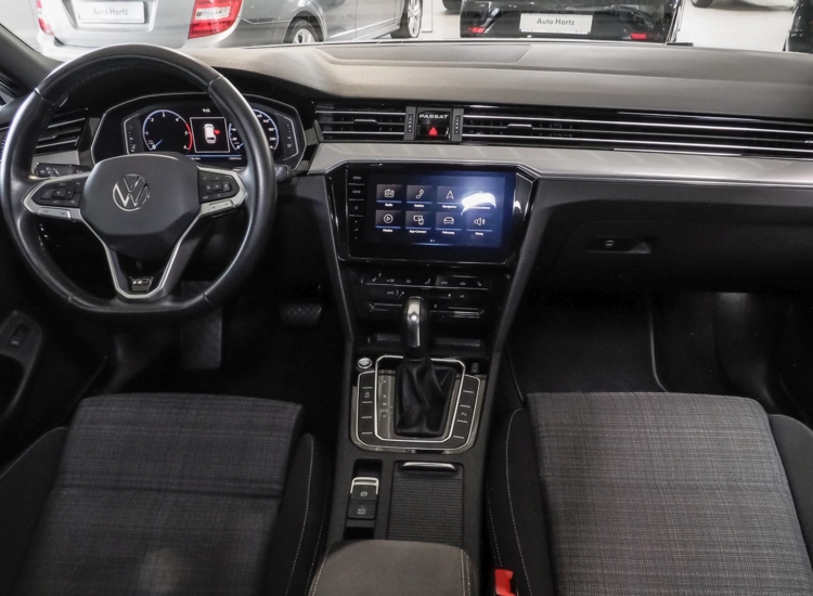 Passat Variant Business 2.0 TDI DSG! R-Line Exterieur, Standheizung, Navi Pro, Businesspaket uvm
