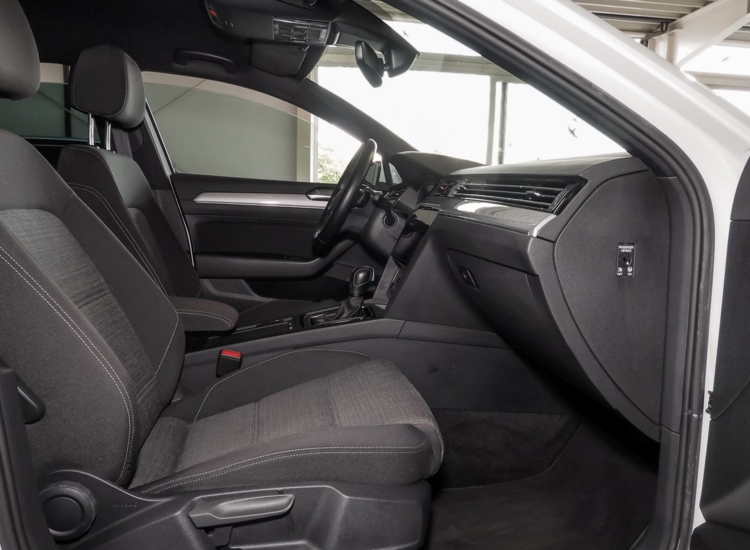 Passat Variant Business 2.0 TDI DSG! R-Line Exterieur, Standheizung, Navi Pro, Businesspaket uvm