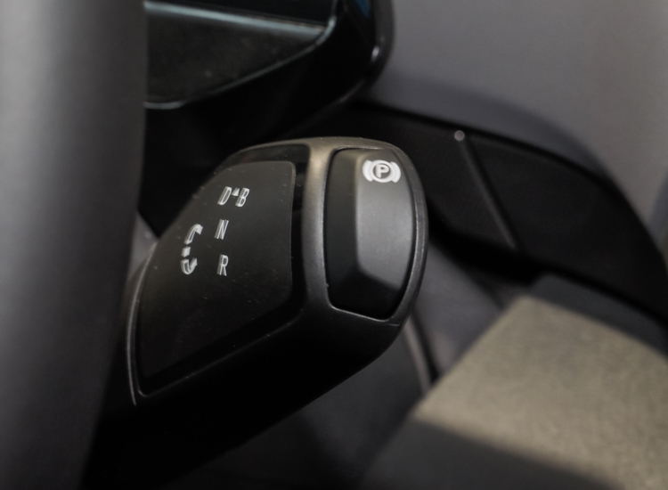 ID.5 Pro GOAL 210 kW (286 PS) 77 kWh 1-Gang-Automatik