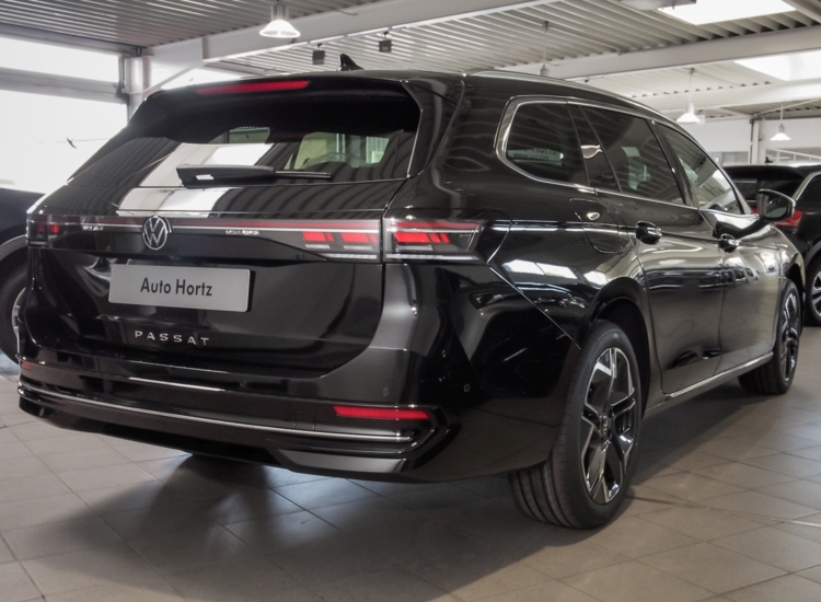 Passat Variant Elegance 2,0 l TDI SCR 110 kW (150 PS) 7-Gang-DSG Navi