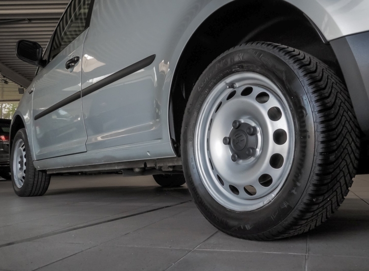 Caddy Kasten 2.0 TDI Standheizung, AHK uvm