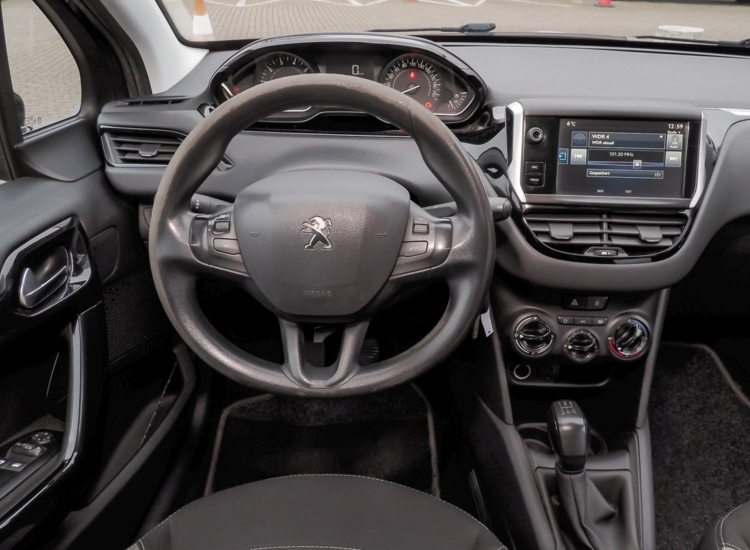 208 1.2 PureTech 82 Active , Klima / Winter und Sommerräder