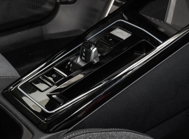 Golf VIII EDITION 50 1,5 l eTSI OPF 110 kW (150 PS) 7-Gang-DSG