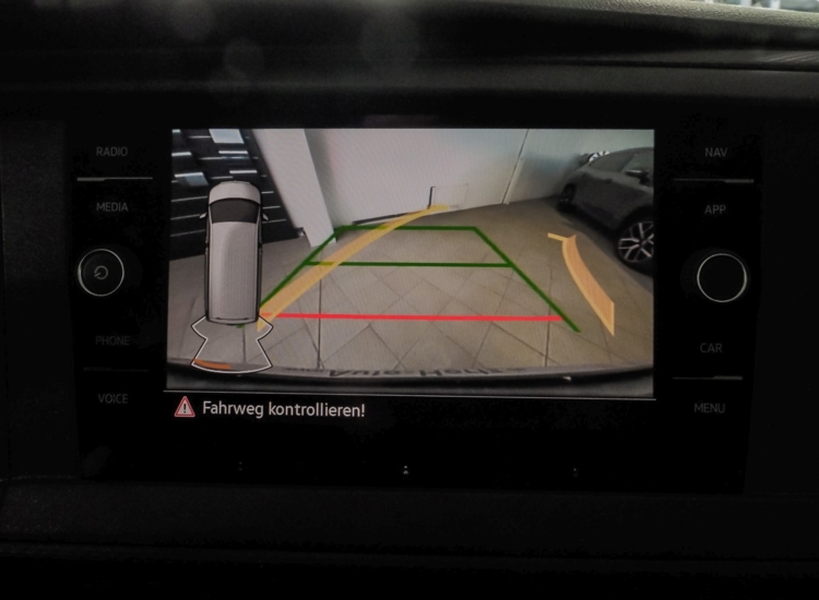 T6.1 Kombi 2.0 TDI ,Standheizung, Alu, 2 Schiebetüren, Navi uvm