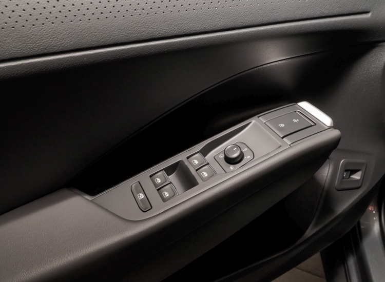 T-Roc Style 1.5 l eTSI OPF 110 kW (150 PS) 7-Gang- DSG