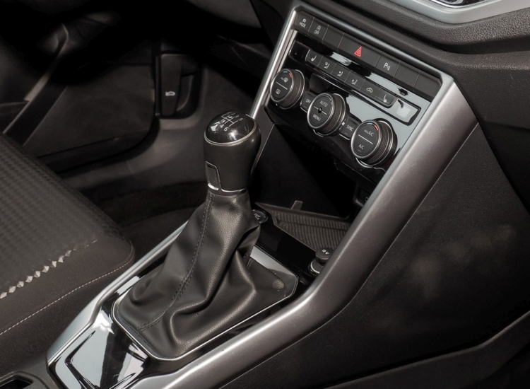 T-Roc Style 2.0 TDI Style Climatronic, Active, Assistenz, Pano uvm Style Navi