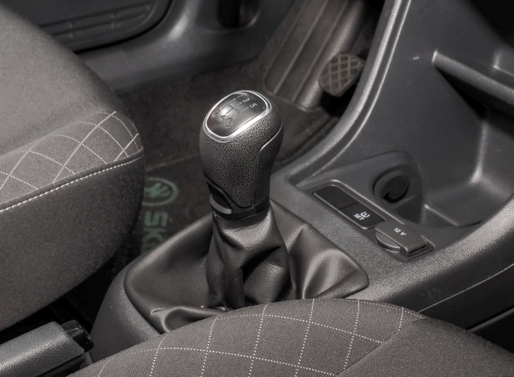 Citigo Style 1.0 Navi, Alu auf Allwetter 4 Türen uvm