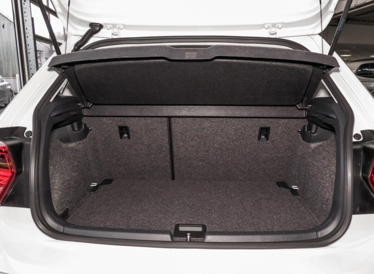 Polo Comfortline 1.0 , Navi, SHZ, APS, Climatronic uvm