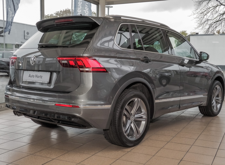 Tiguan R-Line 1.4 TSI 4Motion, DSG! Pano, BUsiness, 19 Zoll,Standheizung uvm Navi