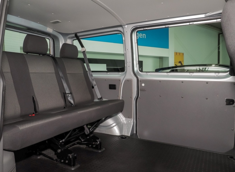 T6.1 Kombi 2.0 TDI ,Standheizung, Alu, 2 Schiebetüren, Navi uvm