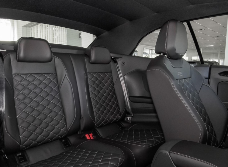 T-Roc Cabriolet R-Line 1.5 l TSI 110 kW (150 PS) DSG Navi Leder
